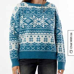 PacSun Teal and Cream Snowflake Sweater